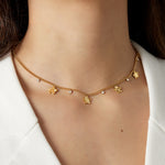 gleaming flower necklace