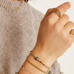 Bracelet simple with rhinestone details Gold Color Stainless Steel