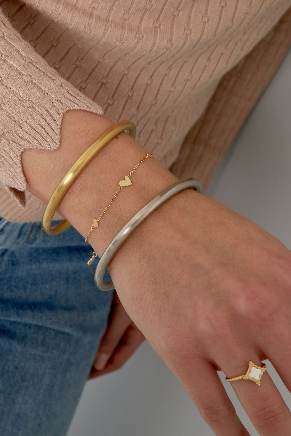 Classic bracelet with hearts - stainless steel