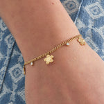 gleaming flower bracelet