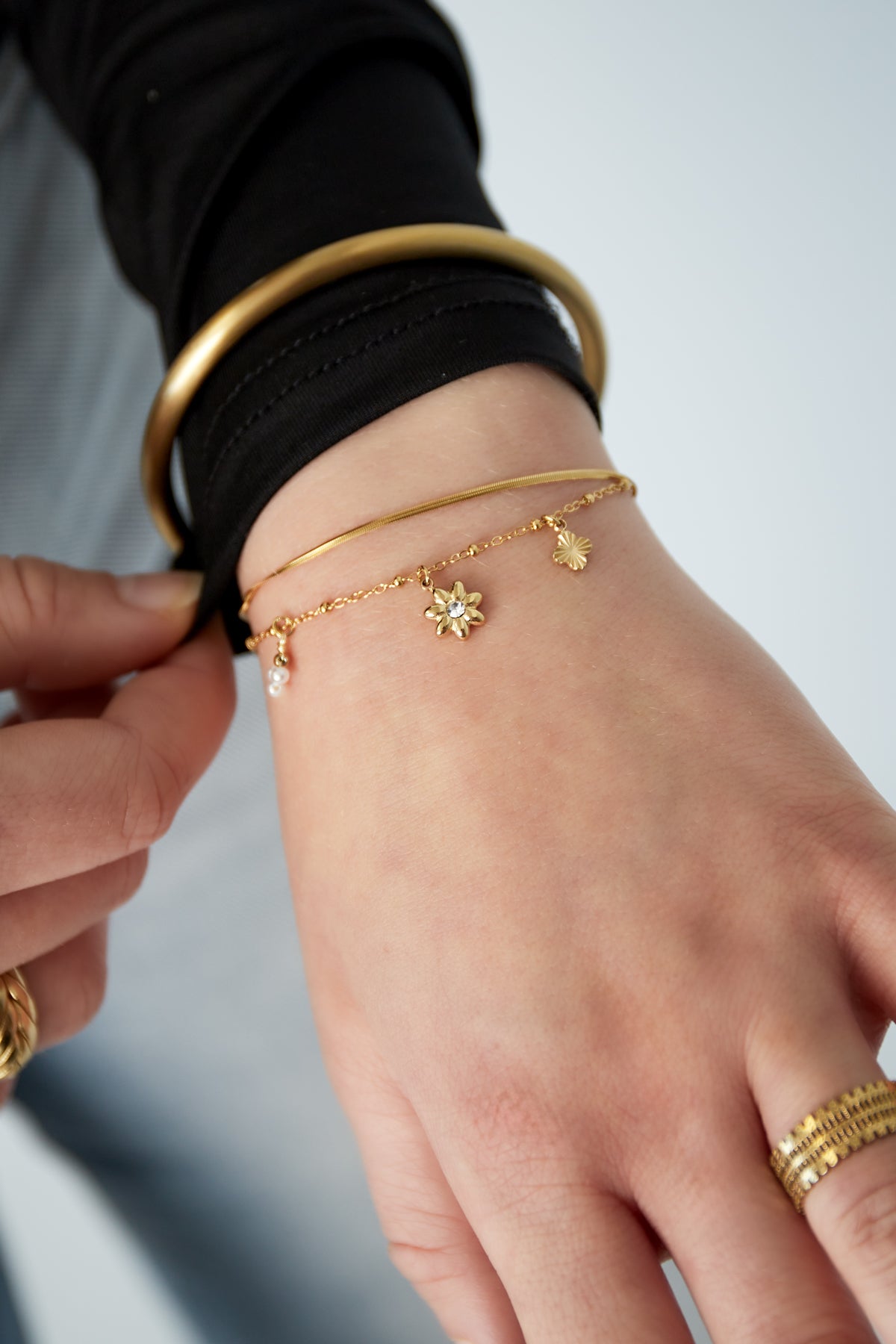 flower bracelet