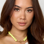 Beaded necklace with front closure - 12mm