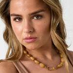 Necklace with beads and front closure design