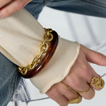 Combined shackle bracelet