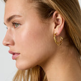 Double hoop earrings with twist