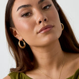 Double hoop earrings with twist detail