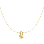 Detailled flower DIY necklace