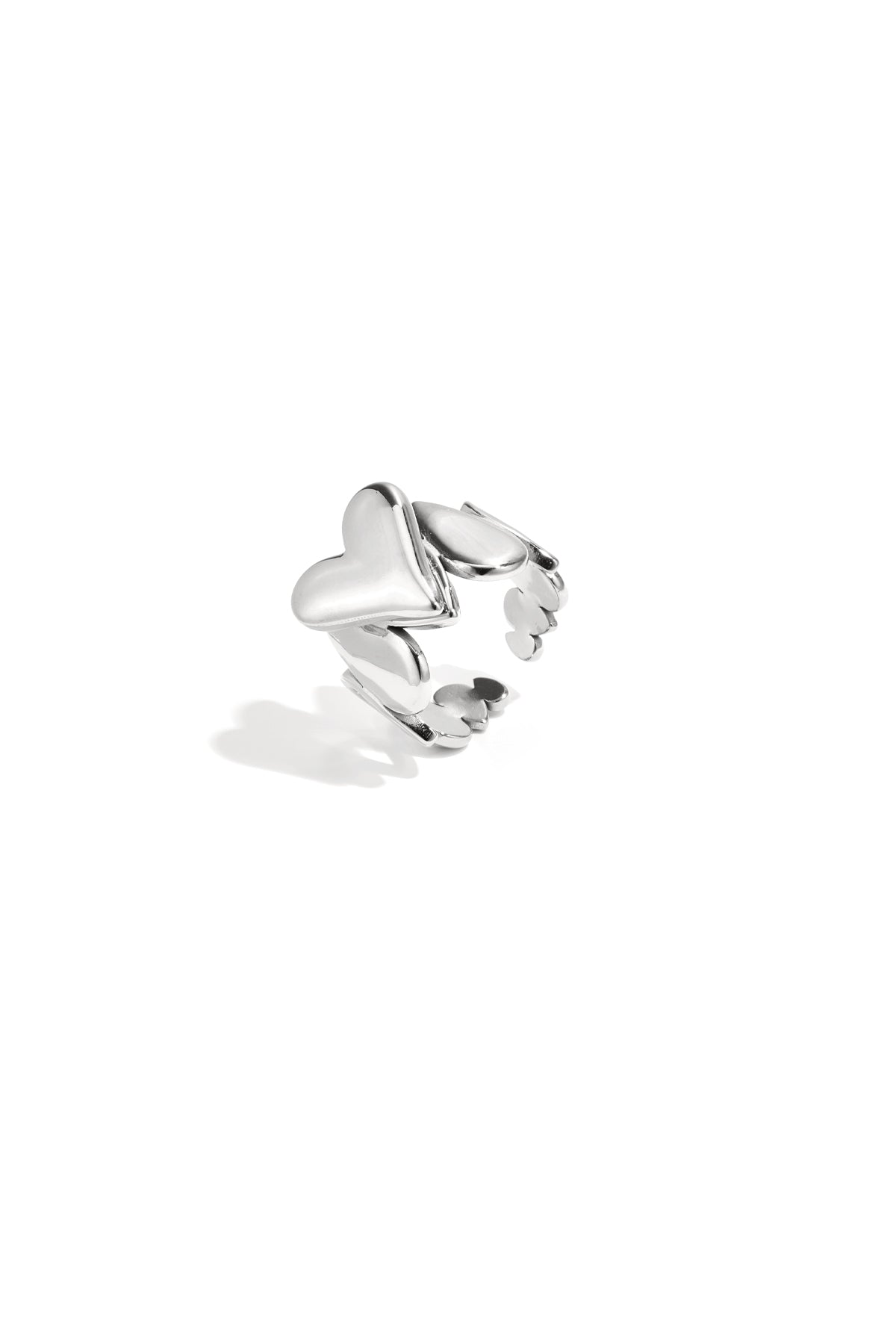 Statement ring with drop details and heart