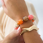 Beaded bracelet with statement glitter bead