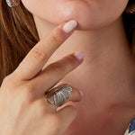 ring statement flower