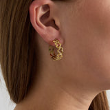 Hoop earrings with alternating hearts