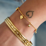 Shiny bangle