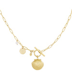 shell necklace