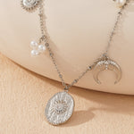 moony necklace