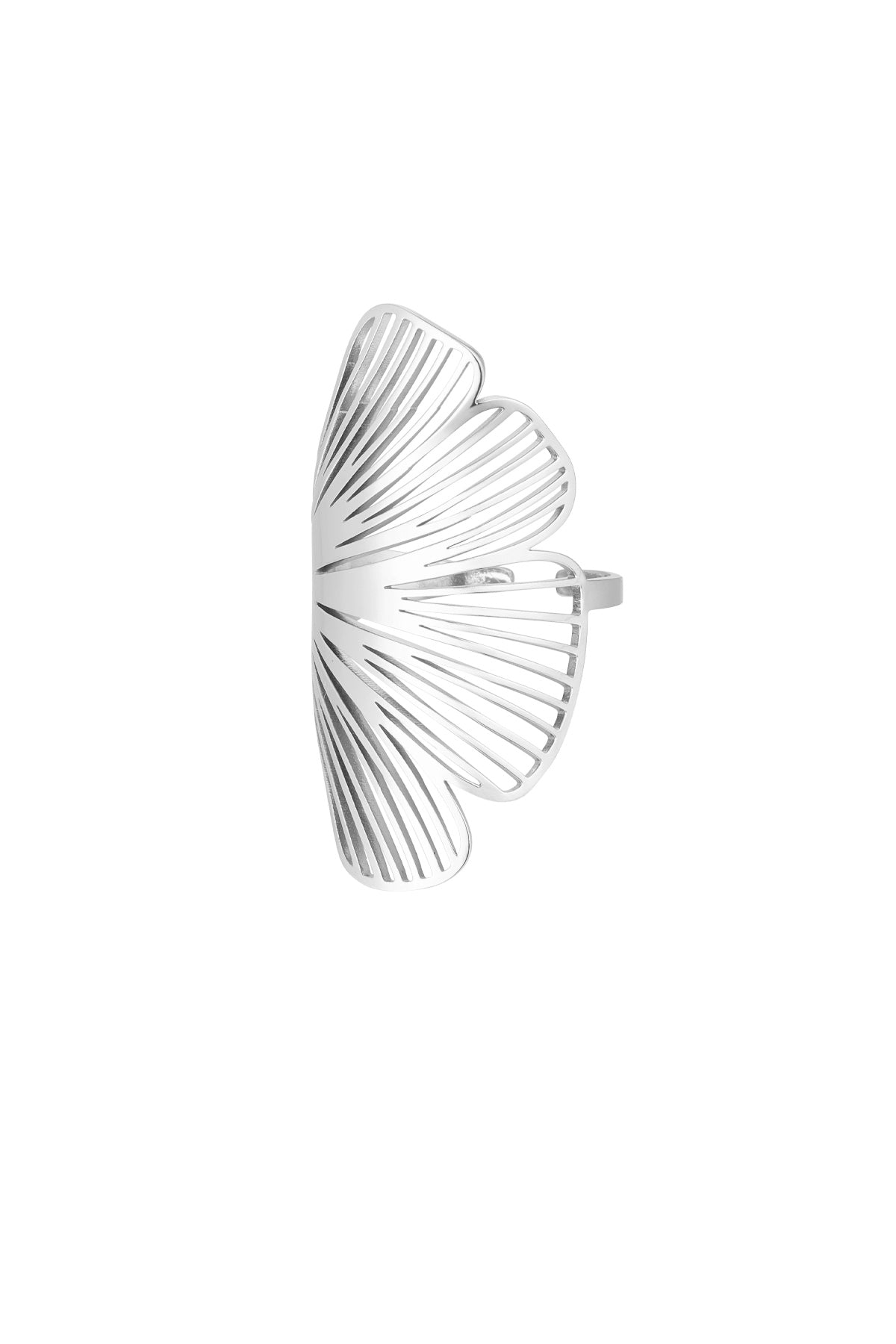 ring statement flower