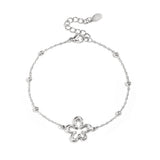 Bracelet with coral-shaped playful flowers in varying sizes