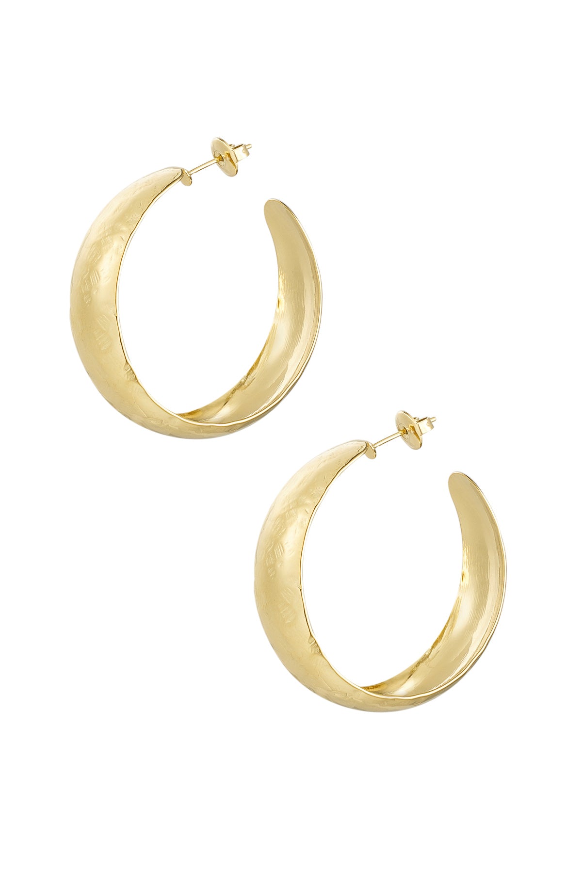 earrings subtle structure
