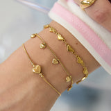Minimalist bracelet with decorated heart