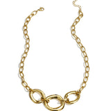 Necklace with round statement pieces