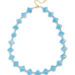 Bead necklace with clover beads