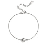 Minimalist bracelet with decorated heart