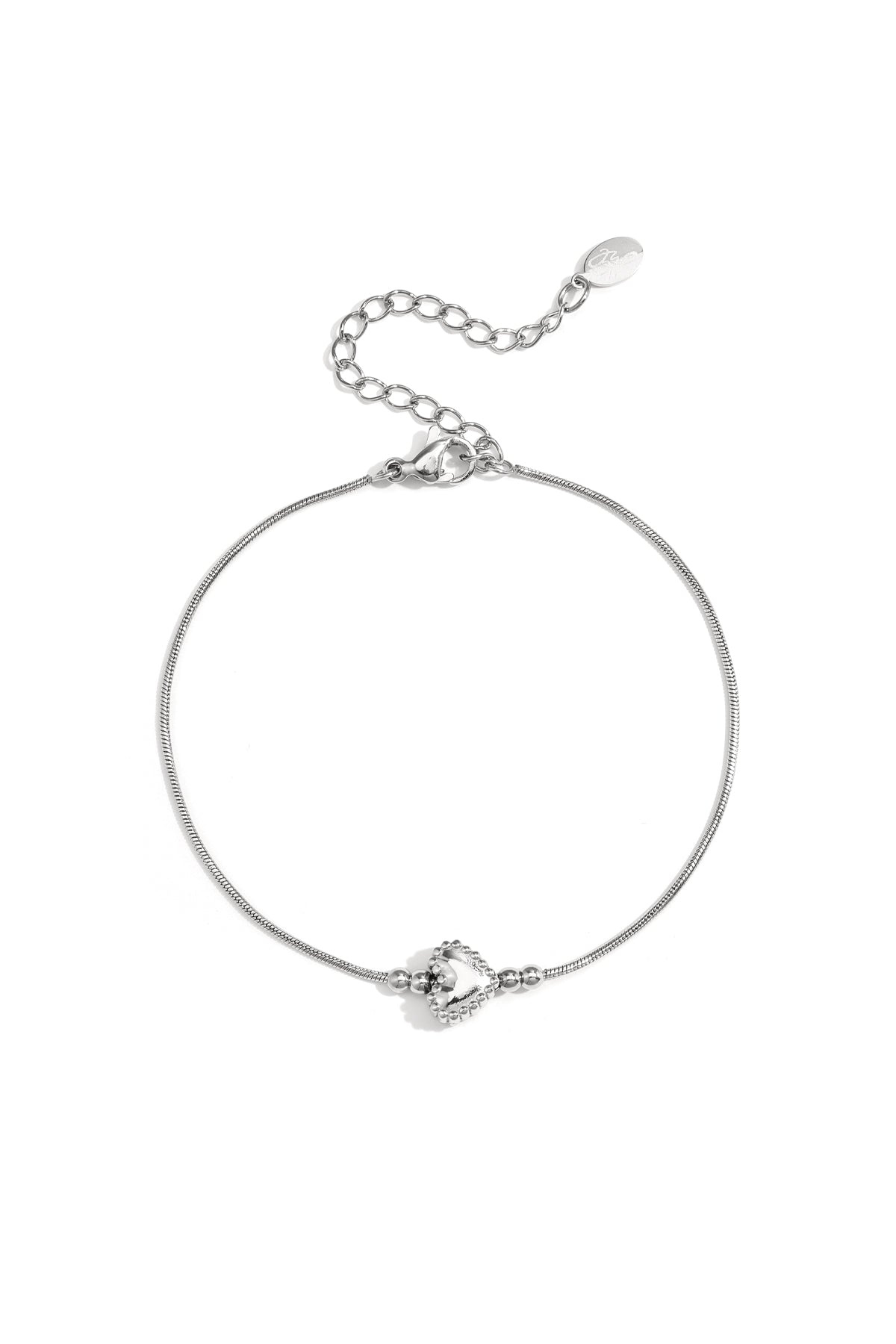 Minimalist bracelet with decorated heart