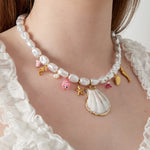 Seashelled pearls Necklace