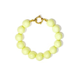 Bracelet with large beads and clasp at the front