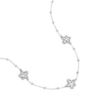 Necklace with coral-shaped flowers