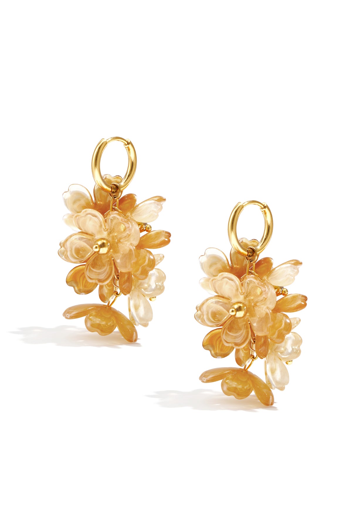 Earrings with a hanging wreath of flowers