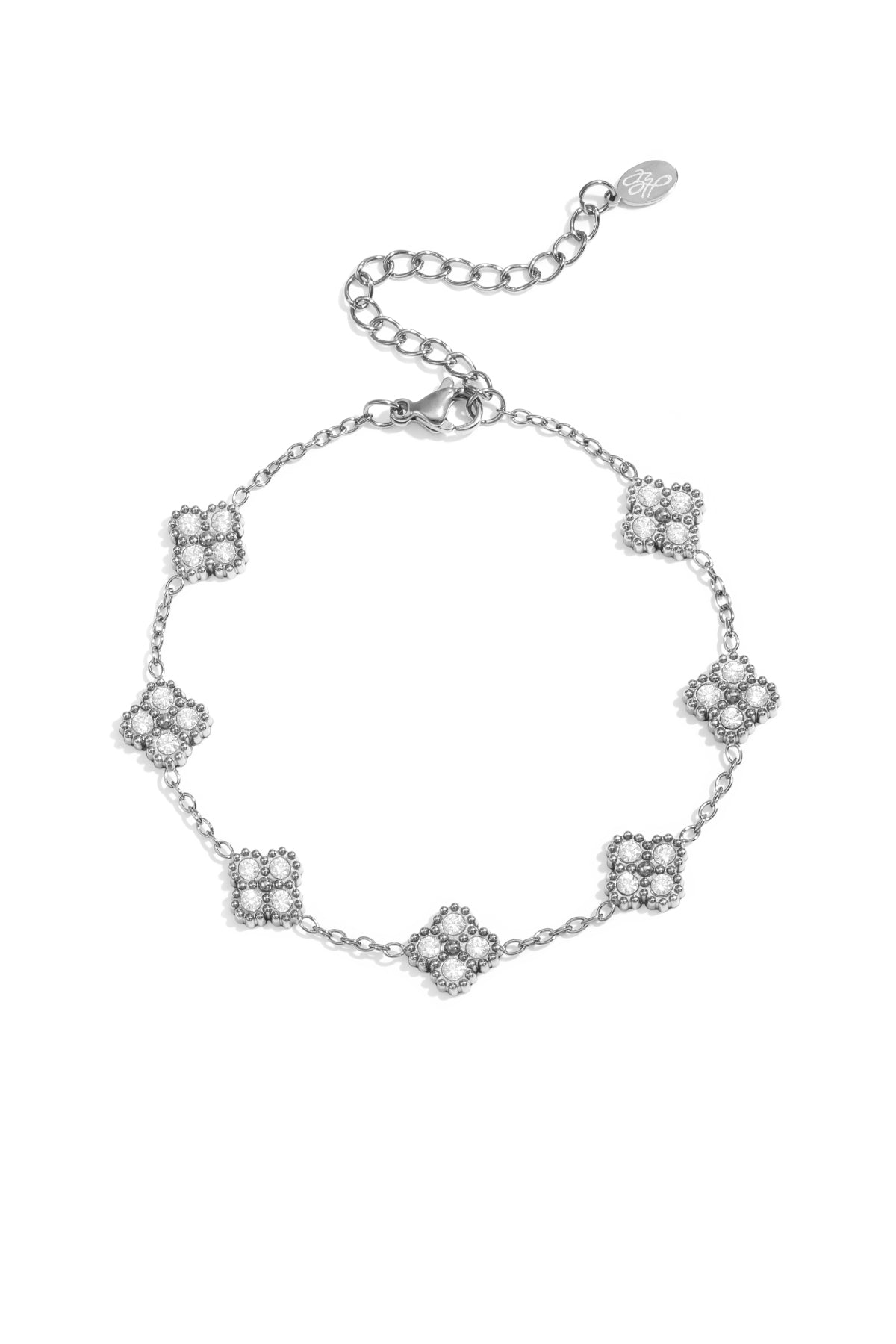 Bracelet with zirconia-set clovers