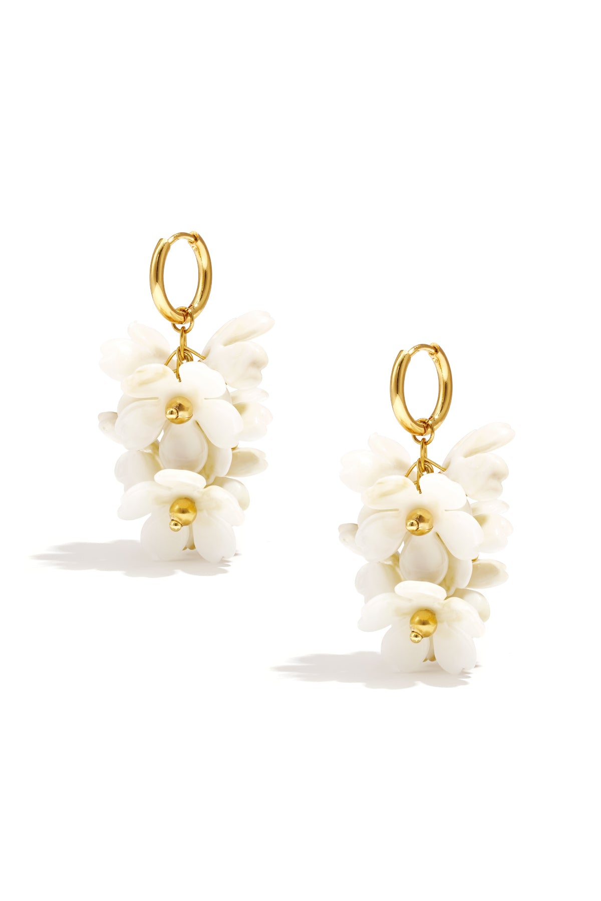 Earrings with a hanging wreath of flowers