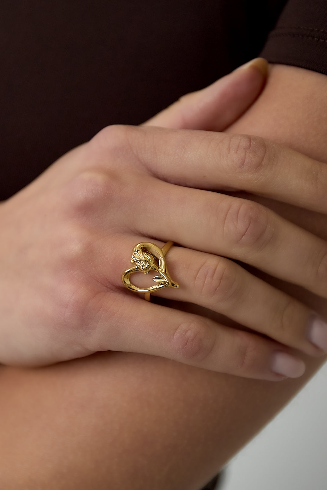 Ring with rose on heart