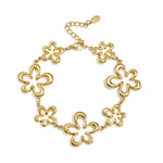 Bracelet with coral-shaped playful flowers in varying sizes