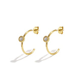 Hoop earrings with round stone