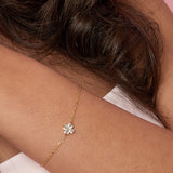 Bracelet with clover decoration