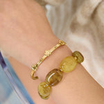 Bangle with floral details