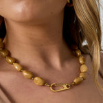 Necklace with beads and front closure design