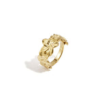 Statement ring with hibiscus flowers