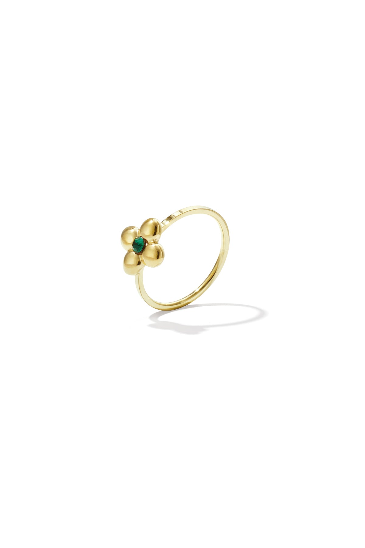 Statement ring with clover and stone