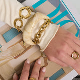 Bracelet with round links