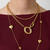 Chain with organic and oval-shaped front clasp