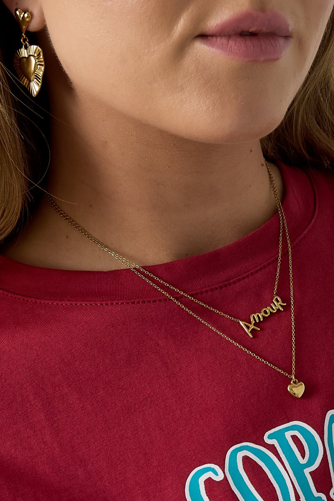 Layered necklace amour with heart
