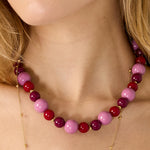 Necklace with beads of different sizes