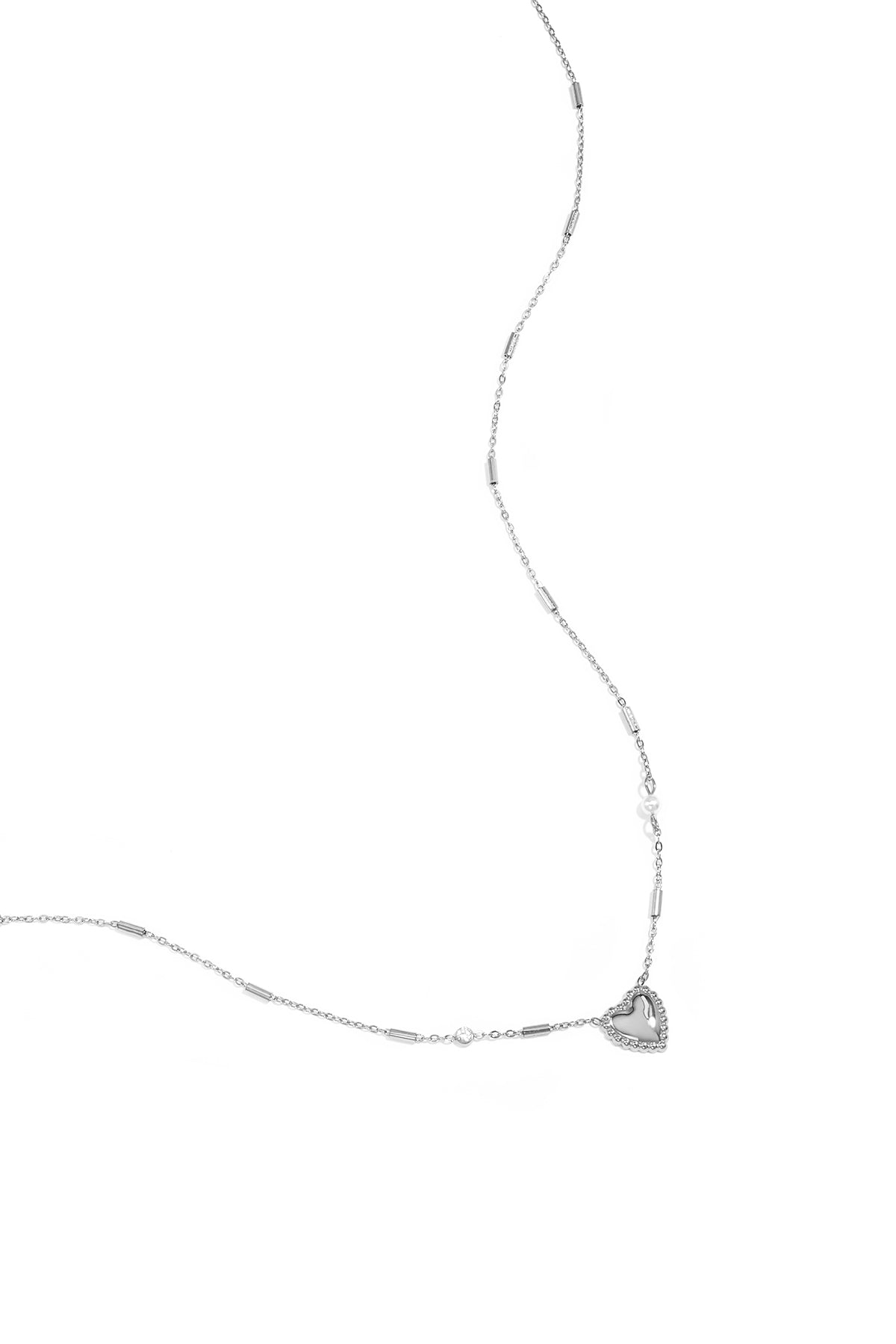 Necklace with pearl, stone and statement heart