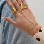 Handchain with chunky chain