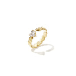 Ring with alternating hearts and cubic zirconia