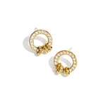 Stud earrings with elegant rings