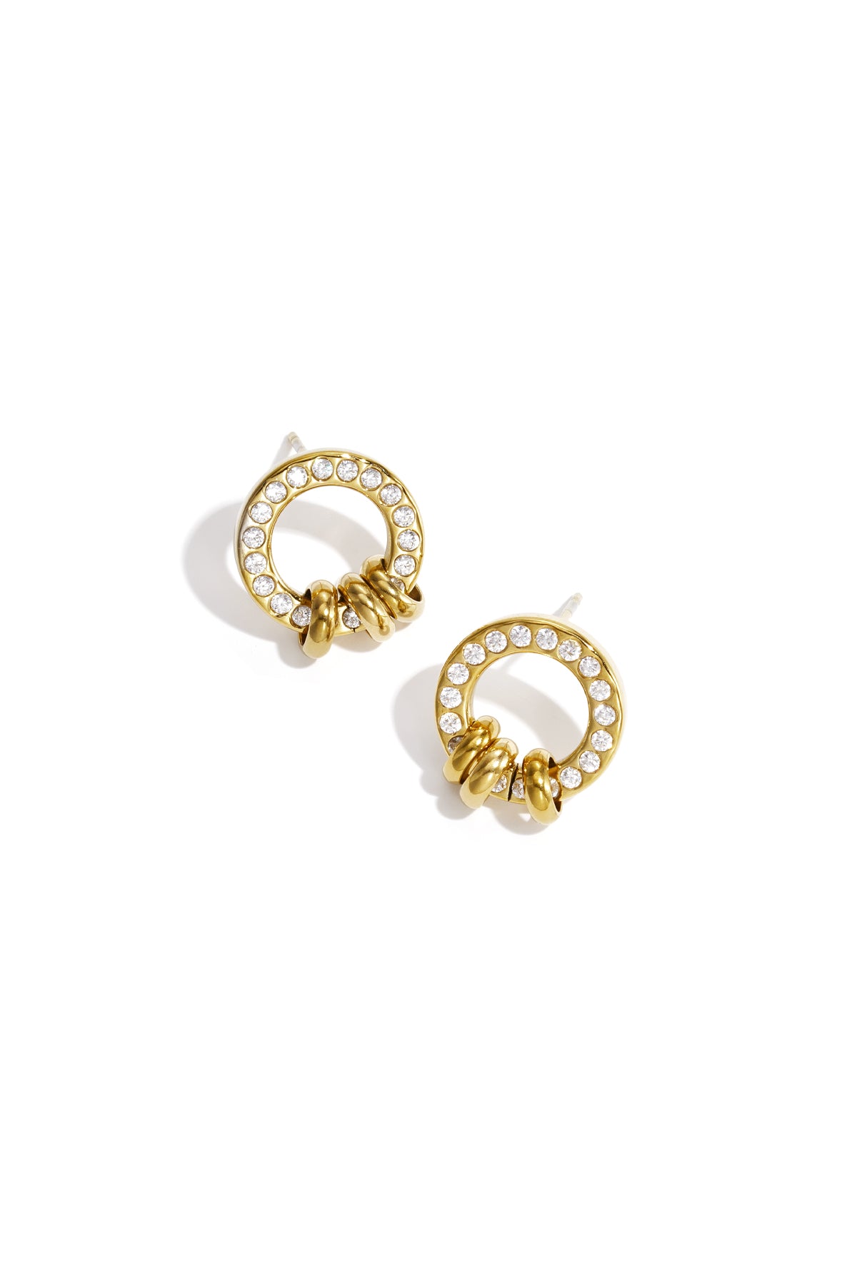 Stud earrings with elegant rings