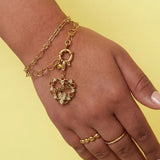 Bracelet with front clasp and heart-shaped links